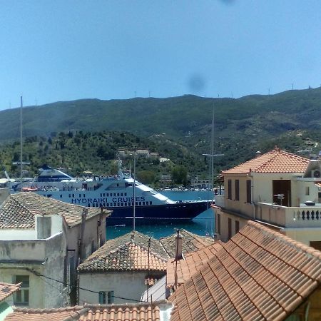 Betty'S Apartments Poros Town Exterior photo