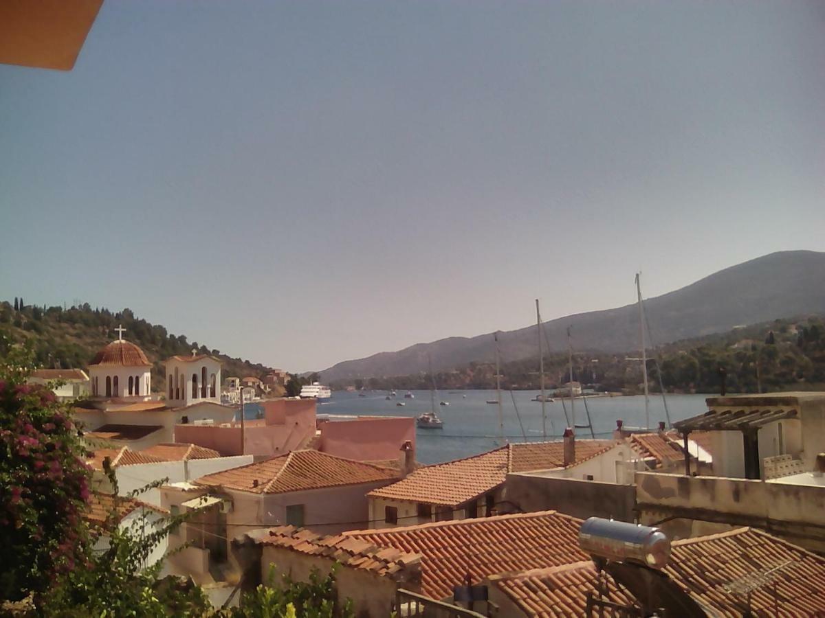 Betty'S Apartments Poros Town Exterior photo