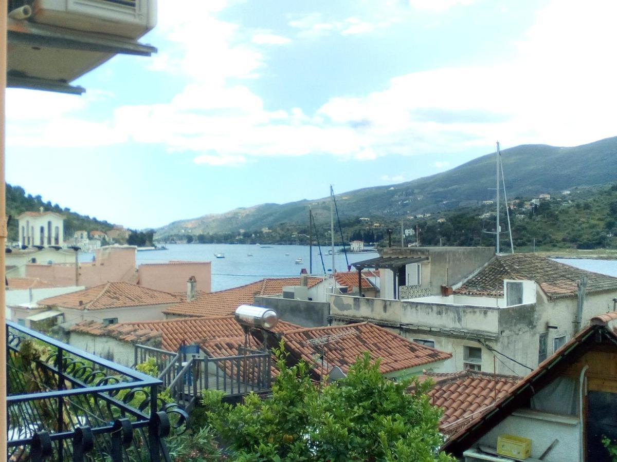 Betty'S Apartments Poros Town Exterior photo